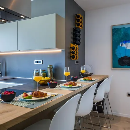 Marone 빌라 오파티아