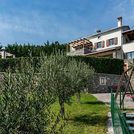 Marone Villa