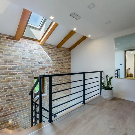 Marone Villa *