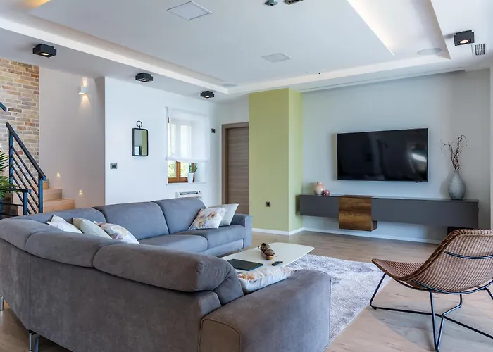 Marone Villa *