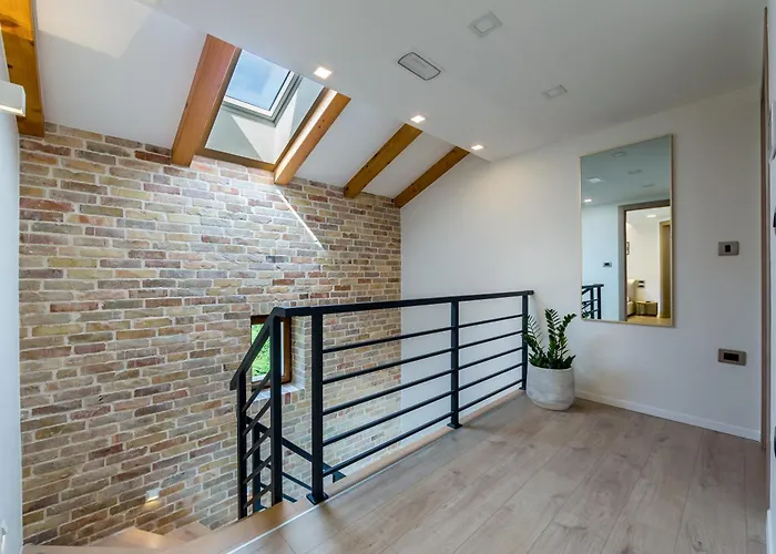 Marone Villa *